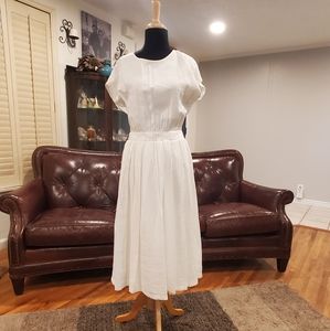 Moon River Anthtopologie white midi dress